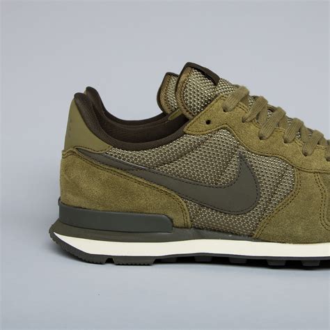 Olive Nike Sneaker für Herren online shoppen 